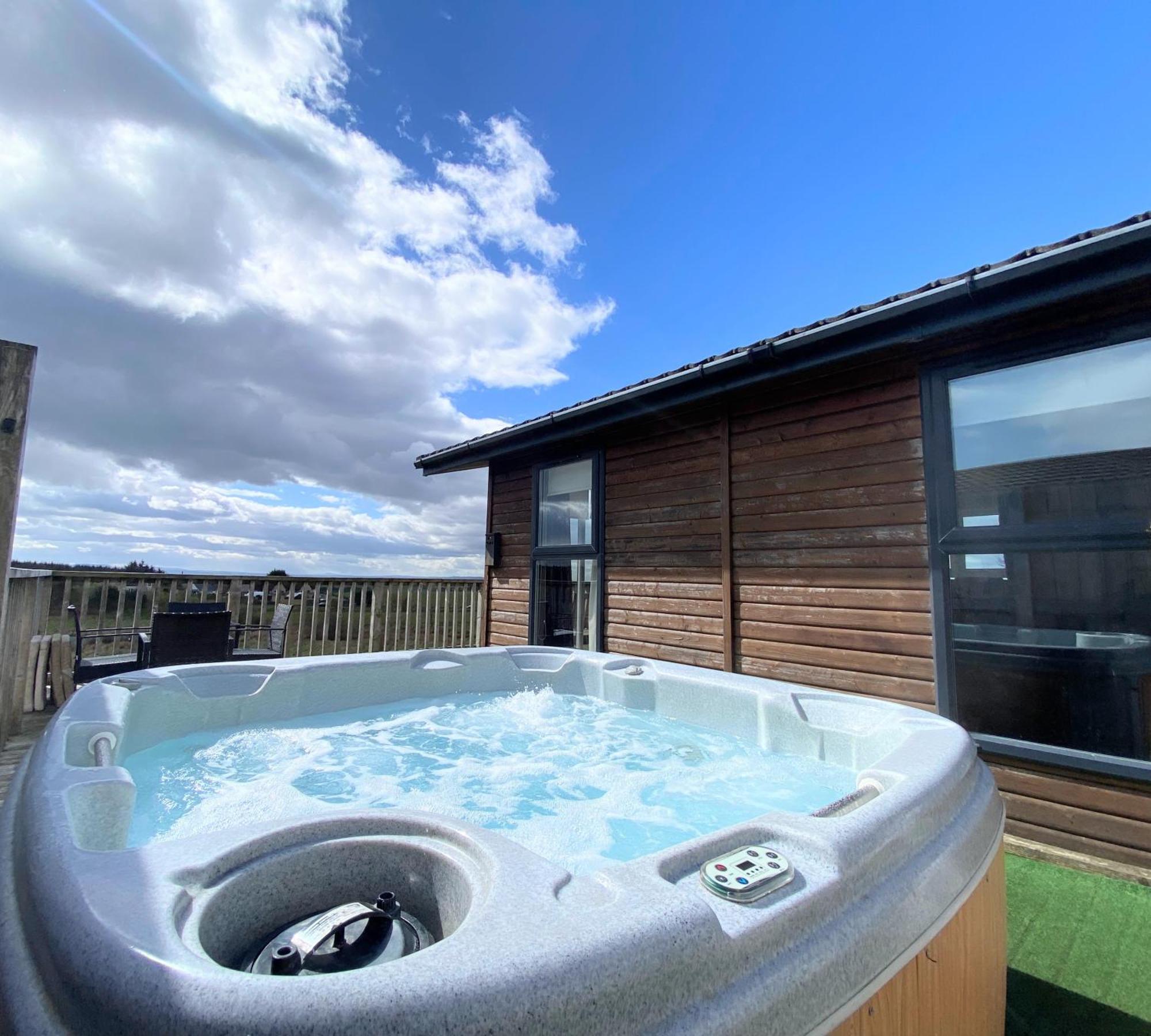 Вілла Benarty 11 With Private Hot Tub - Fife - Loch Leven - Lomond Hills - Pet Friendly Kelty Екстер'єр фото